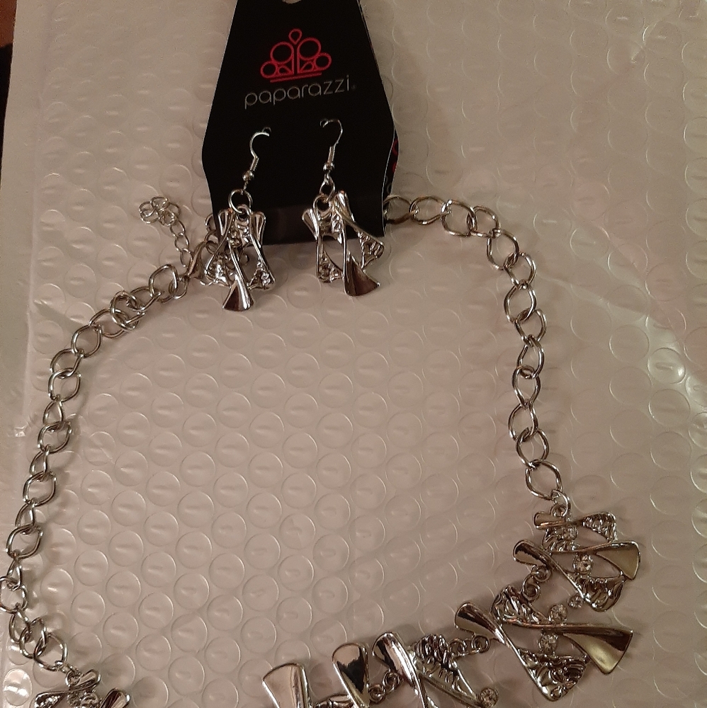 Necklace and earring set.